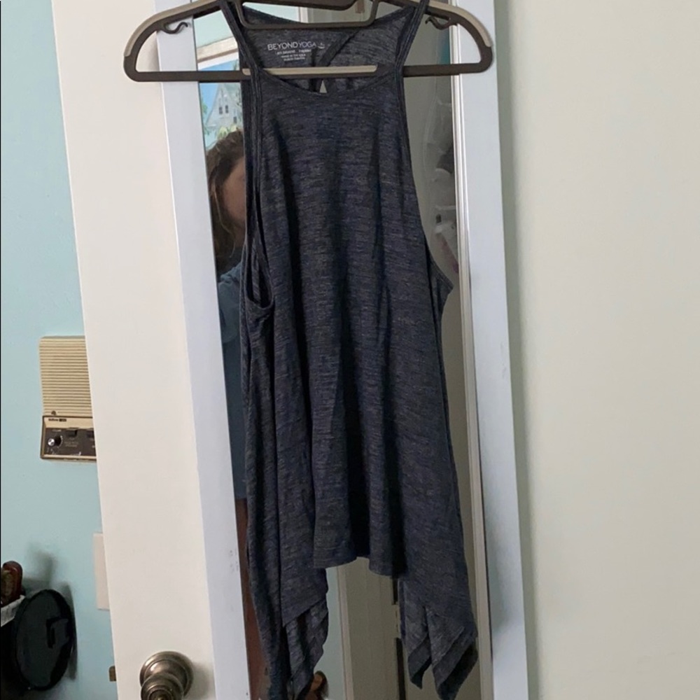 Beyond Yoga Tank size Medium